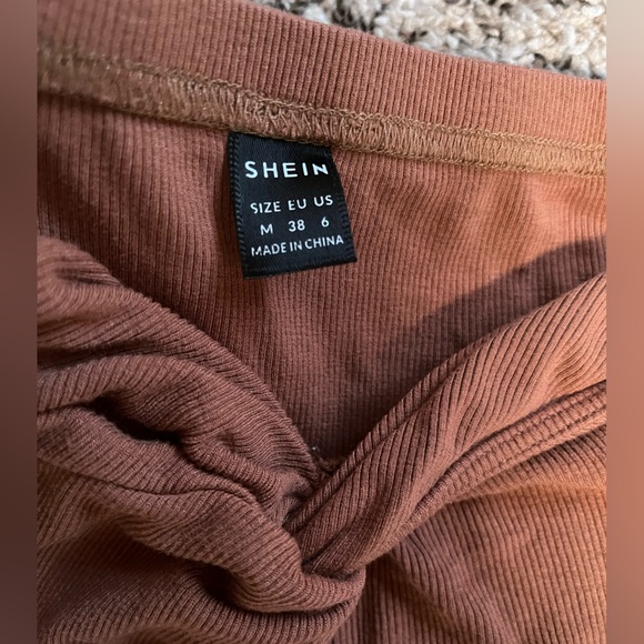 SHEIN Brown Bodycon Pencil Skirt with Front Slit – Form Fitting Stretch - Picture 2 of 5